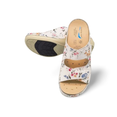 Klapki, Nursing Care Viena Flowers, WG8F1, przystosowane do prania